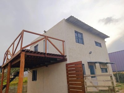Casas en Alquiler anual en playa grande, Piriápolis, Maldonado