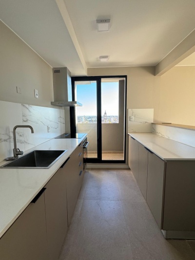 Apartamento en Alquiler en CENTRO, Salto, Salto