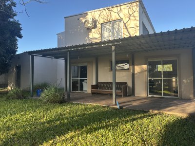 Casa en Venta en Belén, Salto