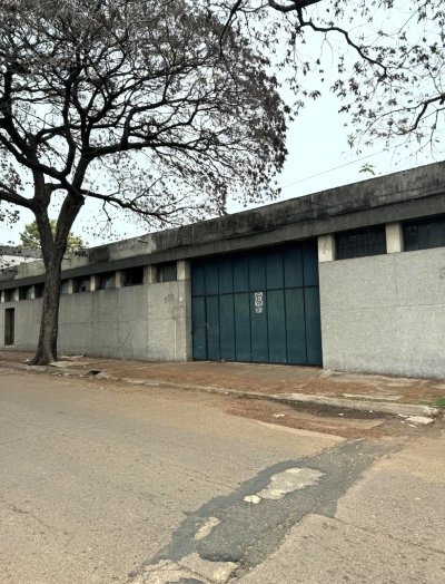 Locales Comerciales en Venta en Salto, Salto