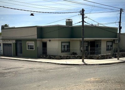 Casa en Venta en Salto, Salto