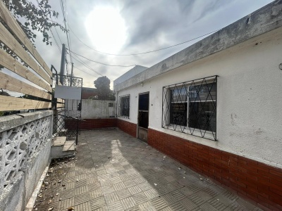 Casa en Venta en Cerro, Montevideo