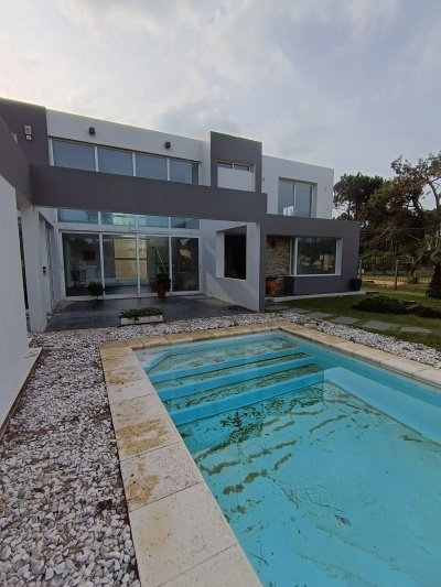 Casa en Alquiler en El Pinar, Ciudad de la Costa, Canelones