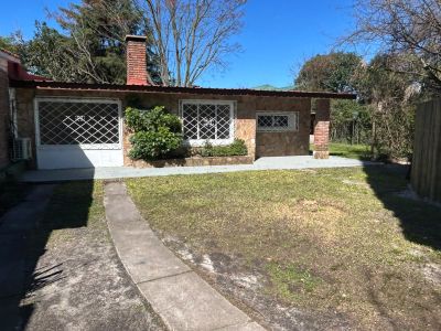 Casa en Alquiler en El Pinar, Ciudad de la Costa, Canelones