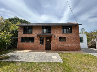 Casa en Venta en El Pinar, Ciudad de la Costa, Canelones