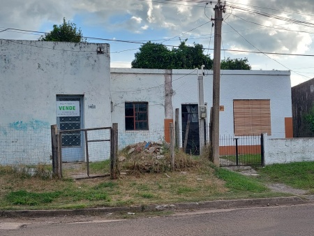 Casa en Venta en Barrio Ferrocarril, Tacuarembó, Tacuarembó