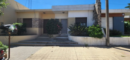 Casas y Apartamentos en Venta en Centro, Tacuarembó