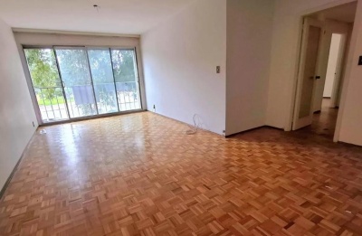 Casas y Apartamentos en Venta en Tres Cruces, Montevideo
