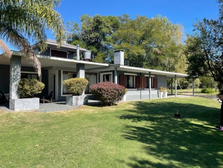 Casa en Alquiler en Mercedes, Soriano
