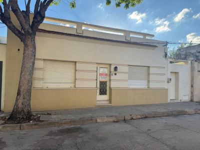 Casa en Alquiler en Mercedes, Soriano