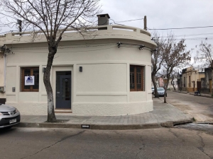 Casa en Venta - Alquiler en Mercedes, Soriano