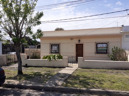 Casa en Alquiler en Mercedes, Soriano