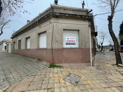 Casa en Alquiler en Mercedes, Soriano