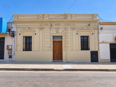 Casa en Alquiler en Centro, Mercedes, Soriano