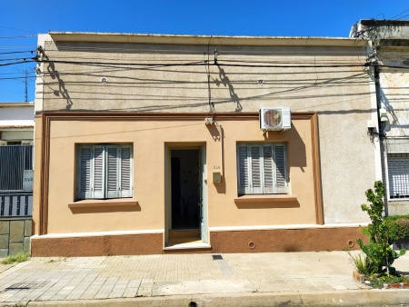 Casa en Venta en CENTRO, Salto, Salto