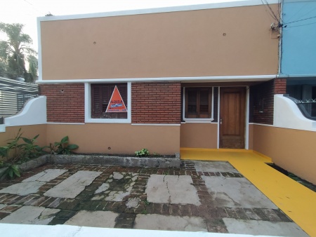 Casa en Alquiler en CENTRO, Salto, Salto