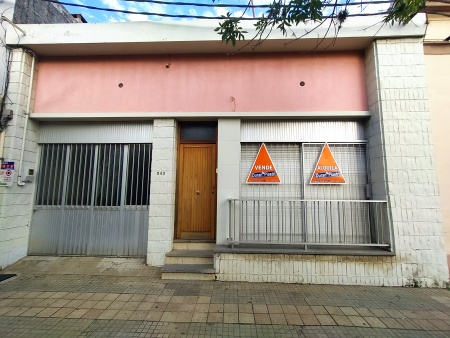 Casa en Venta en CENTRO, Salto, Salto