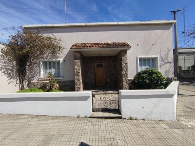 Casas en Venta en CENTRO, Salto, Salto