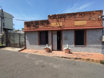 Casas en Venta en CENTRO, Salto, Salto