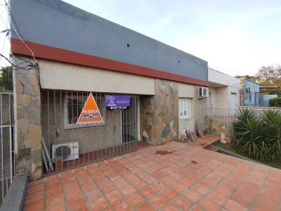 Casa en Alquiler en CENTRO, Salto, Salto